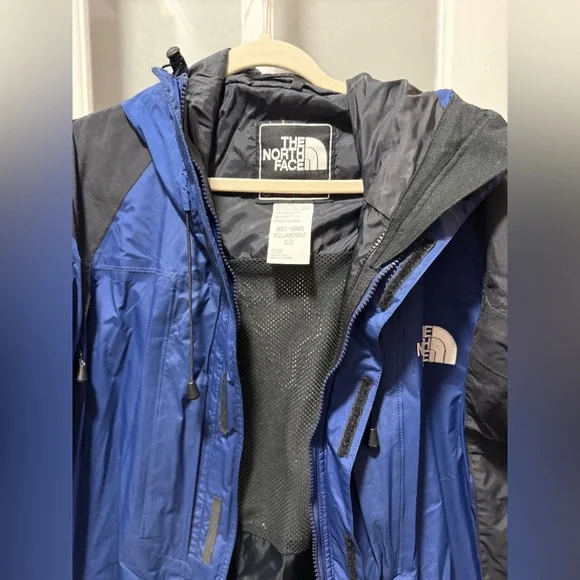 The North Face Men’s Summit Series GORE-TEX® Jacket-Vintage - Picture 10 of 15